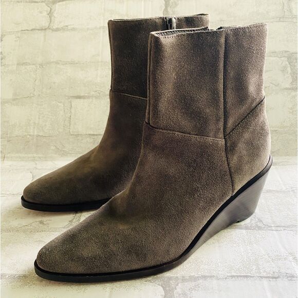 Vince Mavis Moleskine Grey Suede Wedge Bootie with Side Zip Closure Sz 8 - Picture 2 of 9